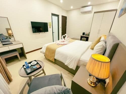 Deluxe King Room