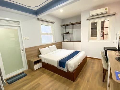 Deluxe Queen Room
