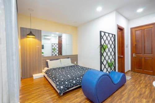 Deluxe Suite with Balcony
