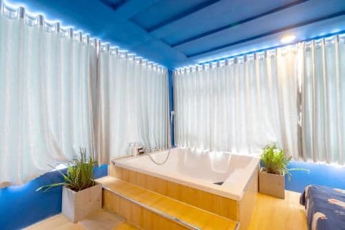 Panorama Suite with City View