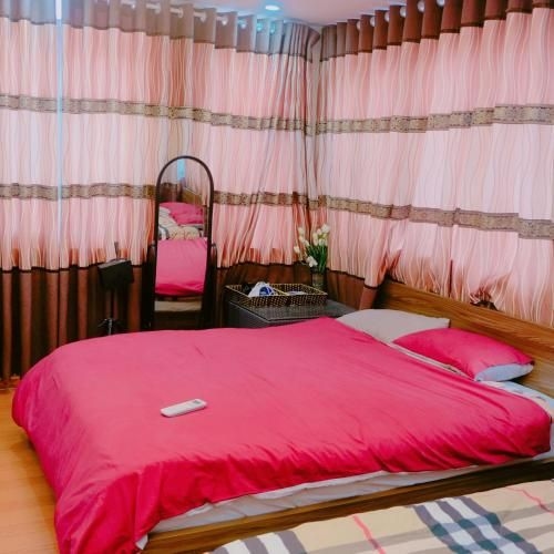 Aura Home 52