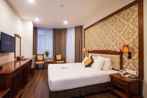 Deluxe Double or Twin Room with City View