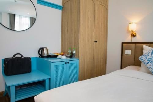 Large Double or Twin Room
