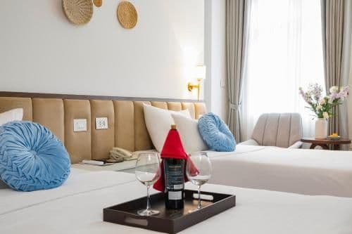 Large Double or Twin Room