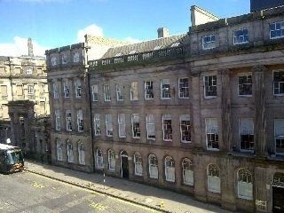 Travelodge Edinburgh Central Waterloo Place0
