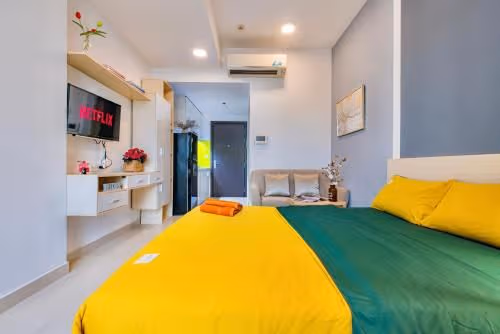 Studio Apartment