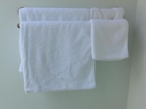 One-Bedroom Bungalow - Peach