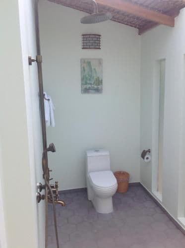 One-Bedroom Bungalow - Peach
