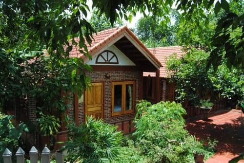 Bungalow with Garden View