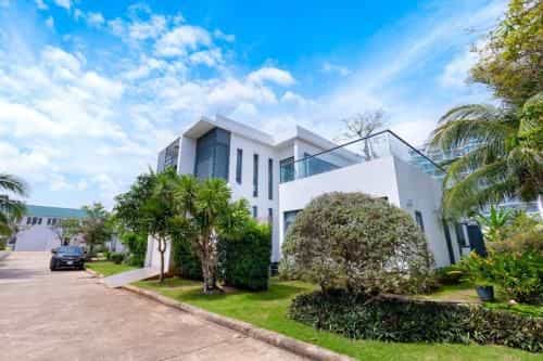 Palm Villa 36 (Luxury Villa inside Resort near The Sea) Palm Villa 36 (Luxury Villa inside Resort near The Sea)