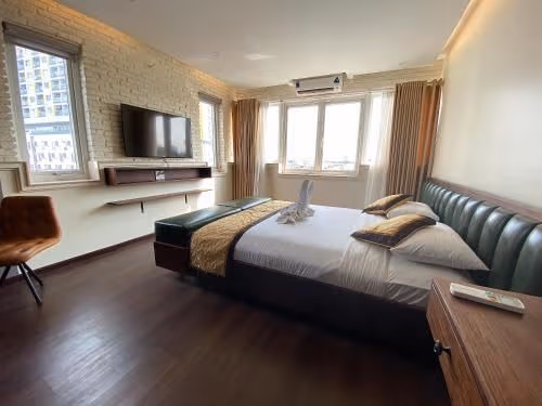 Suite with City View