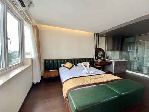 Suite with City View