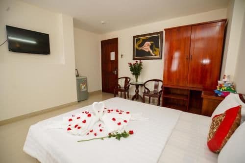 Queen Room