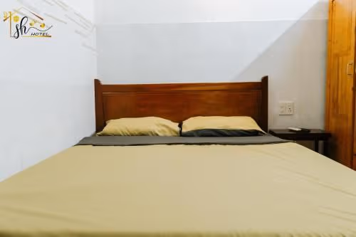 King Room with Balcony