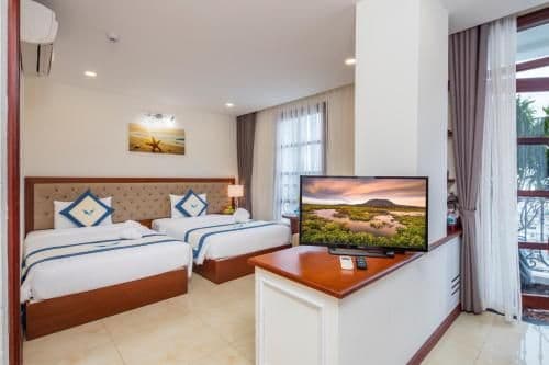 Senior Double or Twin Room with Balcony