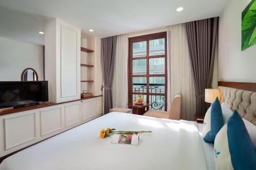Senior Double or Twin Room with Balcony