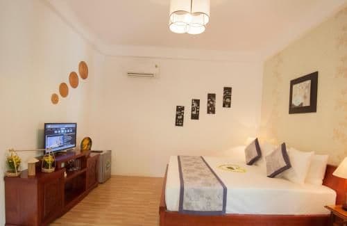 Deluxe Double Room with Garden View