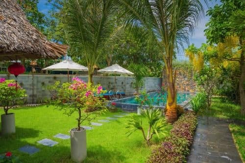 Deluxe Double Room with Garden View