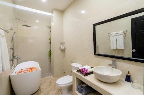 Deluxe Double Room with Garden View