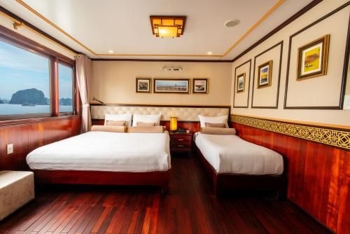 Swan Cruises Halong1