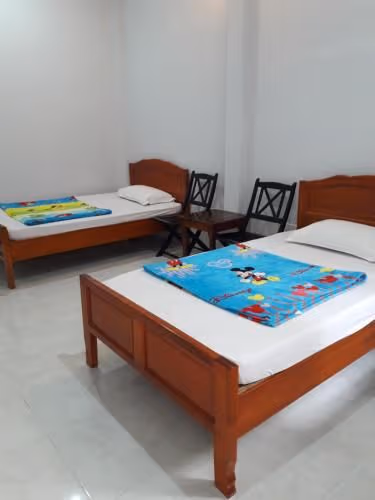 Twin Room with Private Bathroom