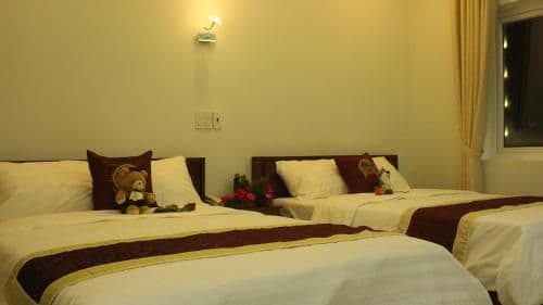 Quadruple Room with Private Bathroom