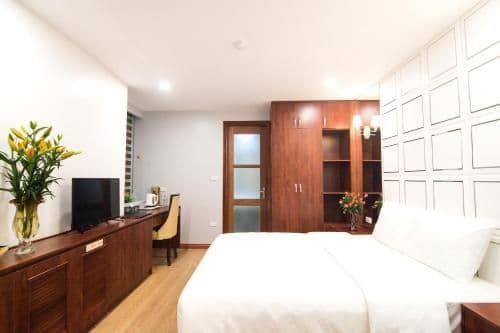 Deluxe King Suite