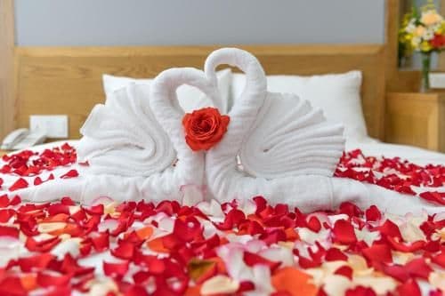 Deluxe Room (2 Adults + 1 Child)