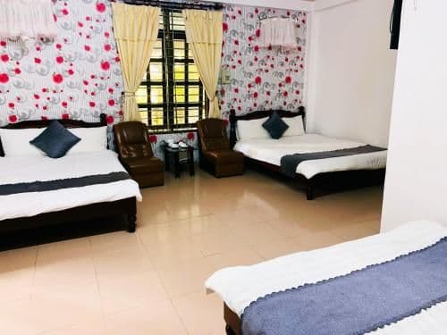 Deluxe Family Room