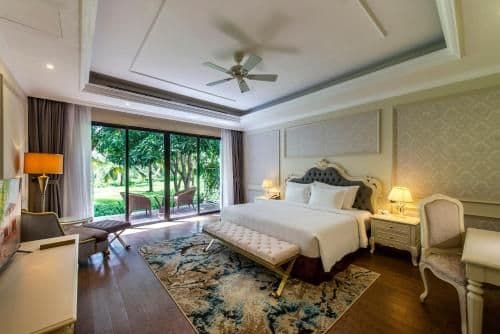 Two Bedroom Villa Lake View - Private Pool - VinWonders Park Access