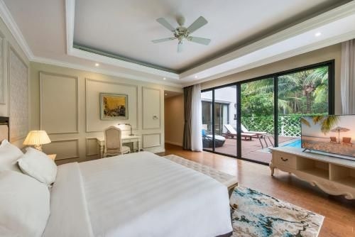 Vinpearl Discovery Golflink Nha Trang, Hillside villas on private island4
