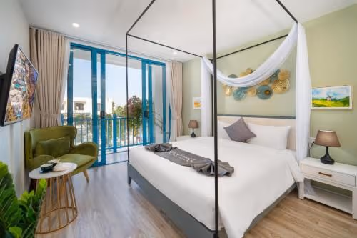 Deluxe Double Room with Balcony