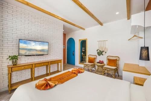 Deluxe Double Room with Shower