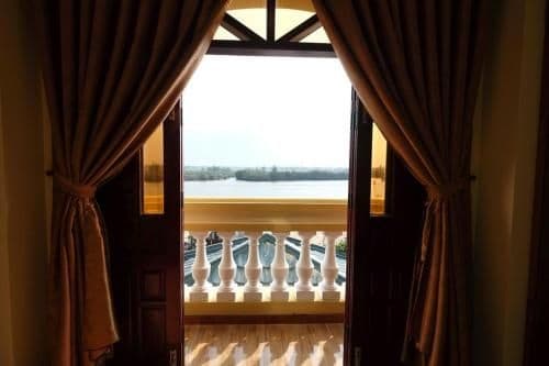 Triple Room with Balcony