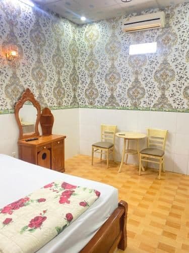 Standard King Room