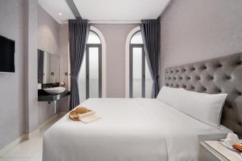 Deluxe Double Room with Balcony