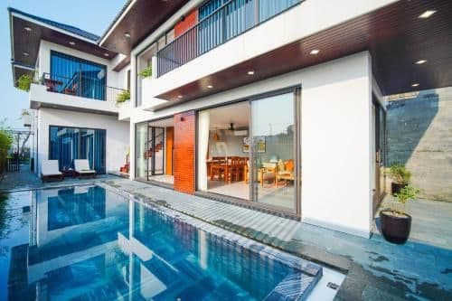 Villa with Private Pool