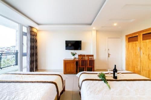 Deluxe Family Room