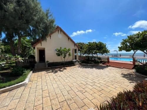 Deluxe Villa with Balcony and Sea View