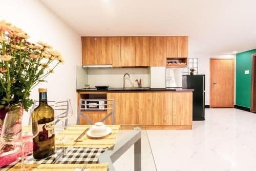 One-Bedroom Apartment