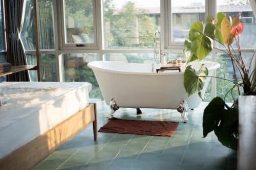 Deluxe King Suite