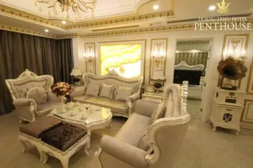 Penthouse Apartment