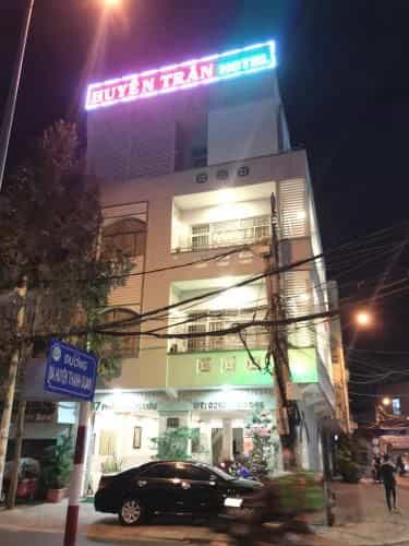 Huyen Tran Hotel Huyen Tran Hotel