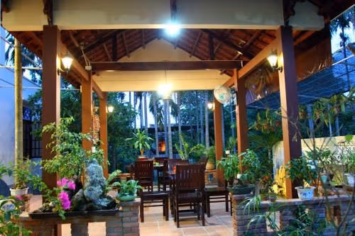 King Room with Garden View