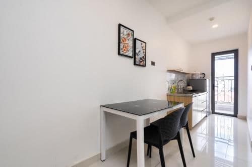 One-Bedroom Apartment