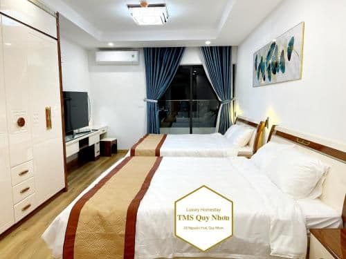 Studio Apartment with Sea View