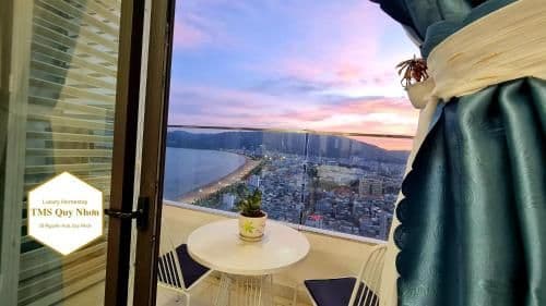 Studio Apartment with Sea View