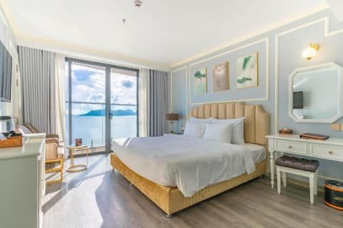 Deluxe Double Room with Sea View