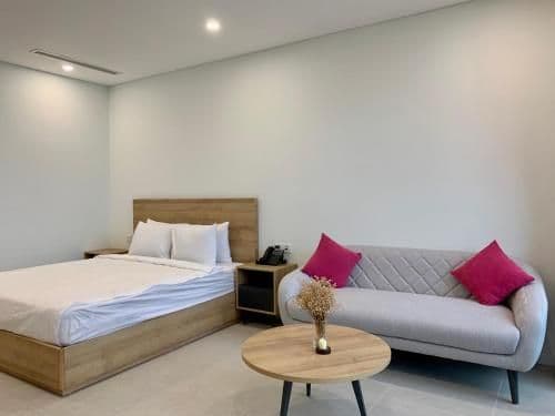 Studio Apartment with Sea View