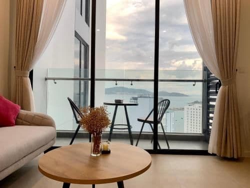 Studio Apartment with Sea View